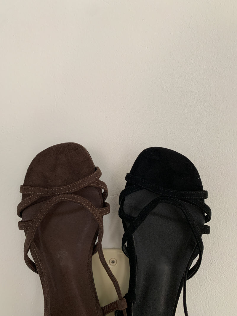 Nuance velvet line sandal