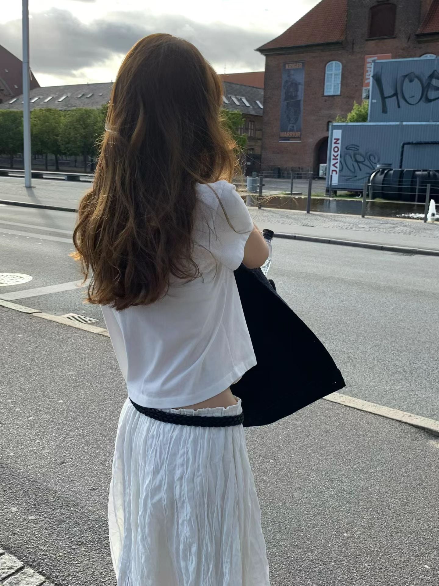 Thin twisted belt