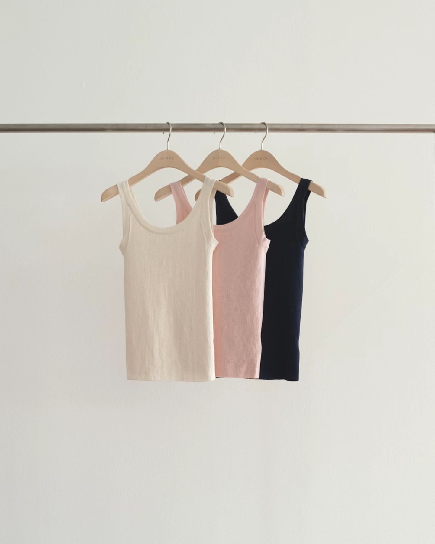 Organic linen sleeveless knit