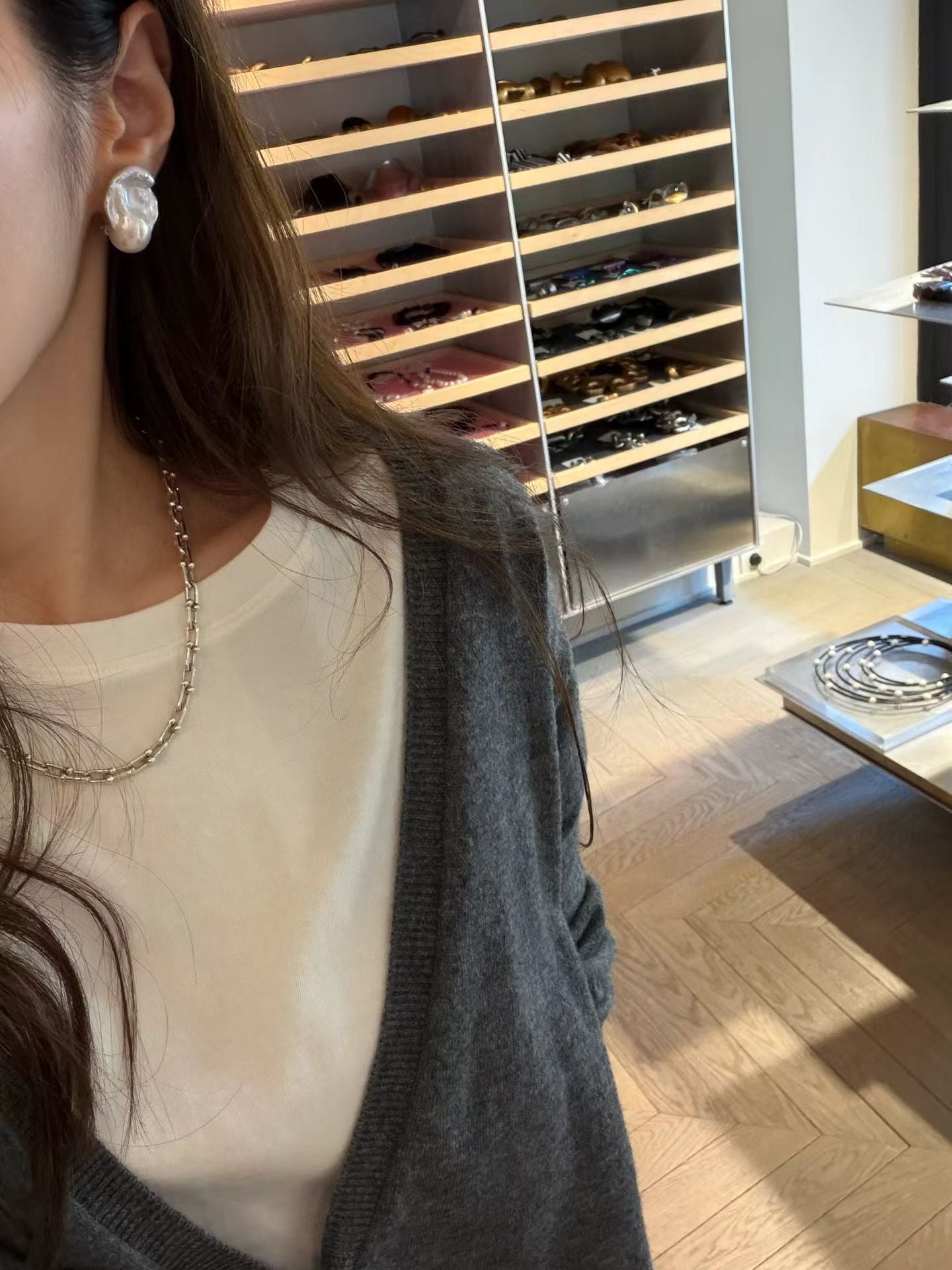 Mia deep v wholega cardigan