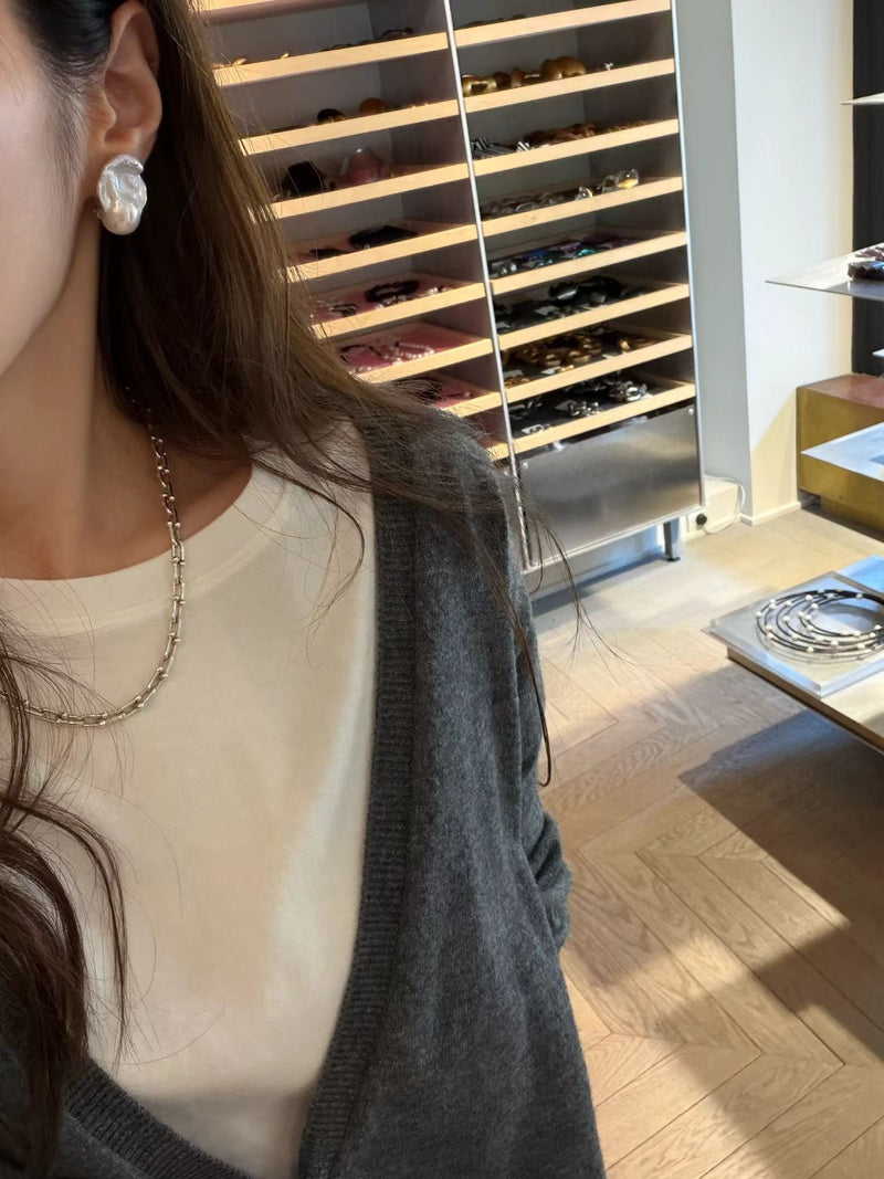 Mia deep v wholega cardigan