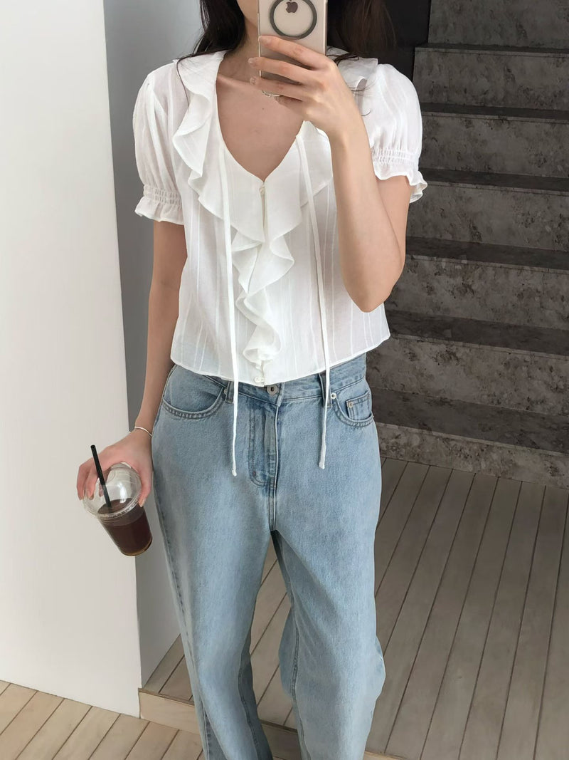 Frill ruffle blouse