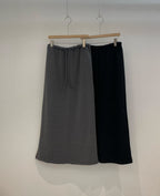 Move string skirt